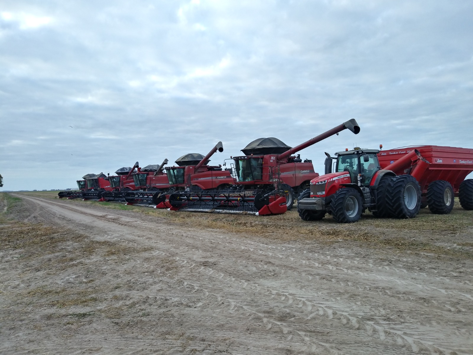 WhatsApp Image 2025-06-16 at 18.32.09 (3).jpeg